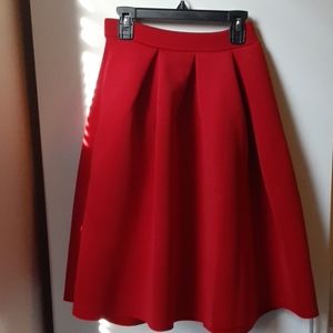 Red Suba Skirt With Zipper  In The Back